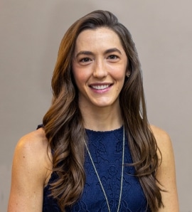 Dr. Daniela Turcinov